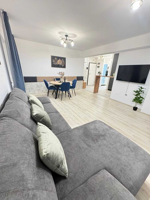 Coresi Mall Regim Hotelier Premium  1-2-3 Camere/  Cazarea Ta Aproape de inima Brasovului