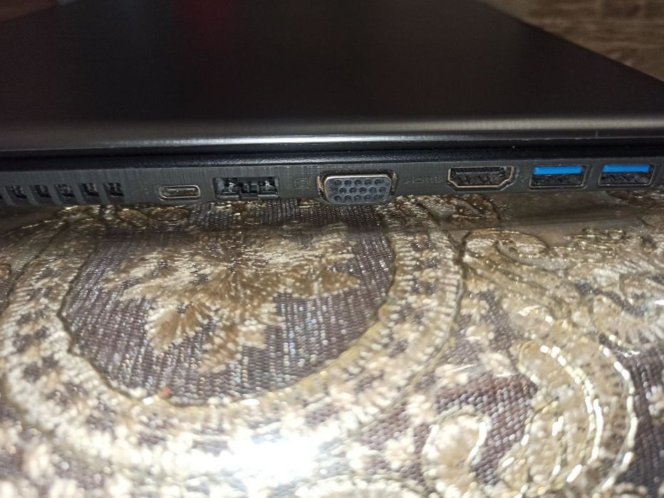 Acer  Core i5 6gb OZU, 1terabayt HDD, Vid. Nvidia 94, DVD