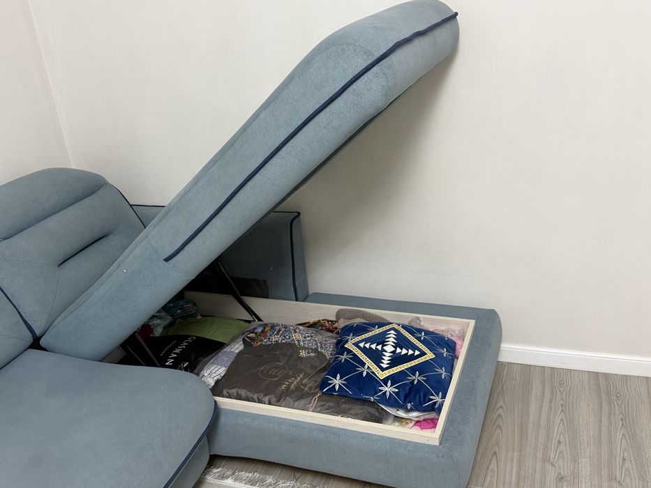 Диван раскладной для гостинной