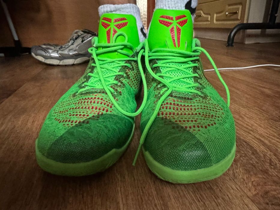 Продам баскетбольные кроссовки