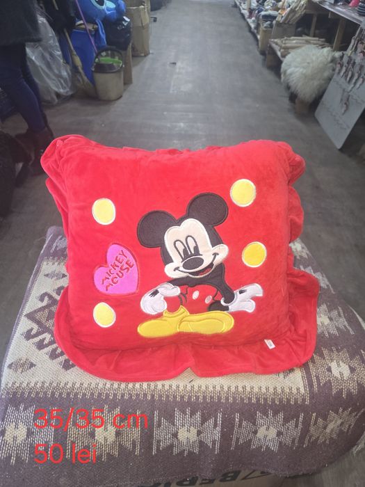 Jucării Plușuri căței pernițe oițe ursuleți broscuțe