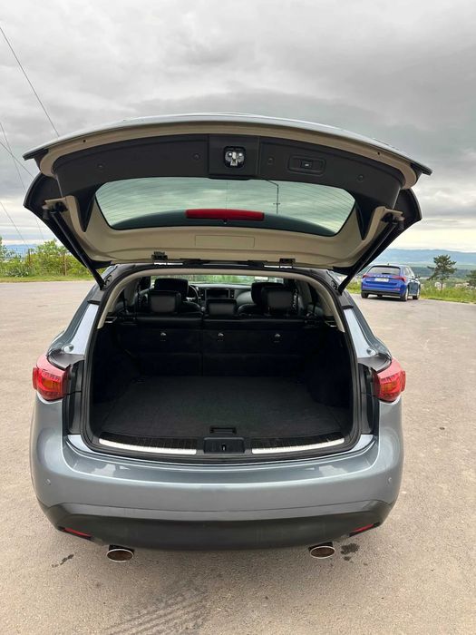 INFINITI QX70 3.7 V6 AWD, модел 2017 г., на реални 99300 км,