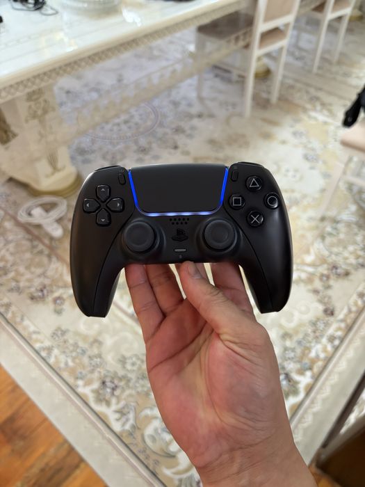 Срочно продам джойстик ps5 в хорошем состоянии
