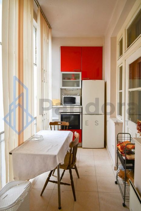 Дава се под наем Четиристаен апартамент в София, Център - 140 кв.м за 612 € - Снимка #11