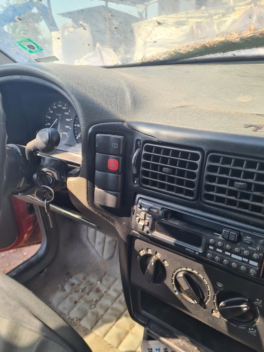 Фолксваген Поло 1.6  Volkswagen Polo 1.6 на части