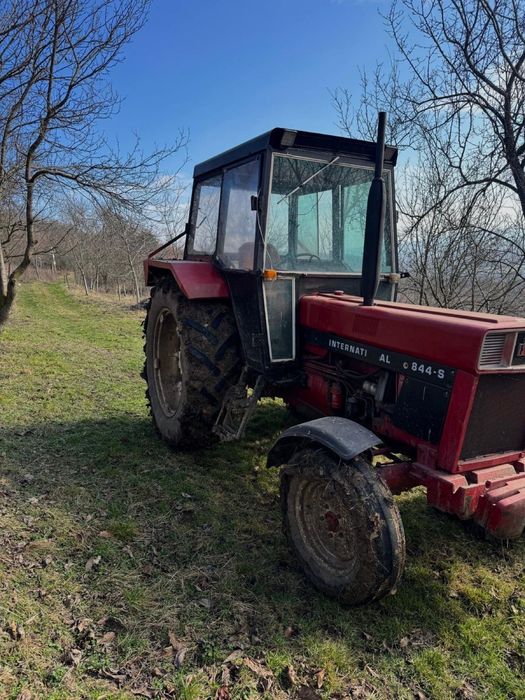 International 844S