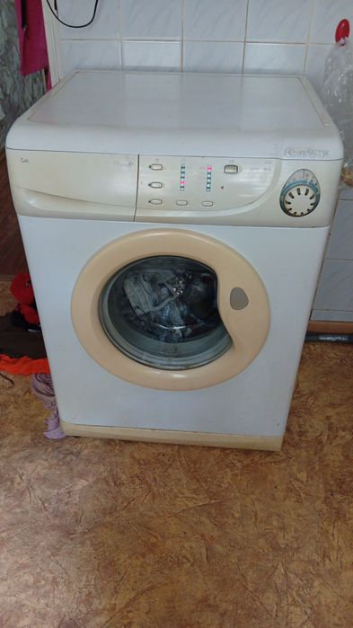 Продам машинки на запчасти