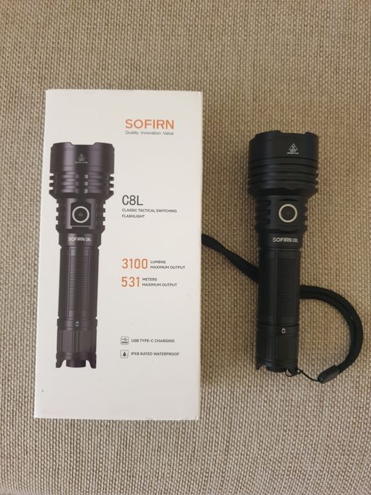 Sofirn C8L lanterna tactica