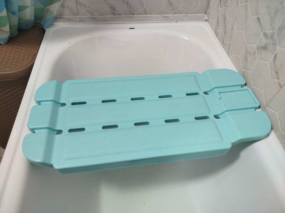 Сиденье в ванную