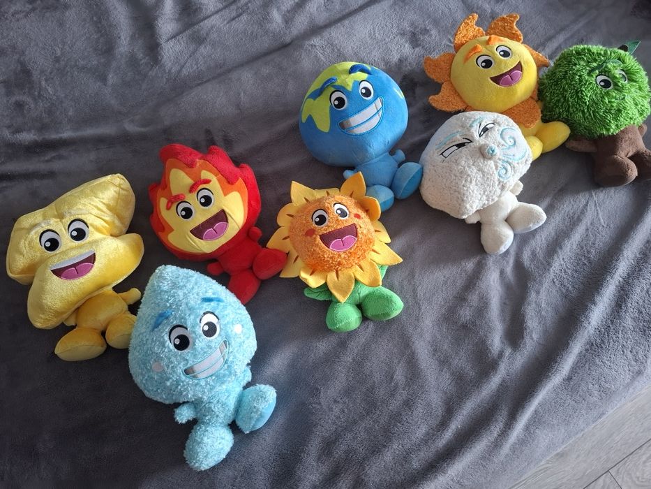 Colectie  8 plusuri  Echipa Căpitanului Pamant