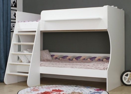 Двухъярусная кровать