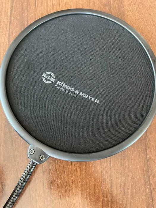 Microfon blue snowball cu stativ si pop filter