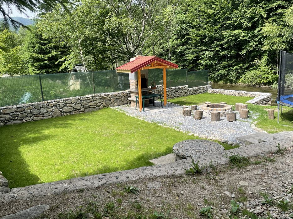 Închiriere Vila Rază de Soare Munții Retezat