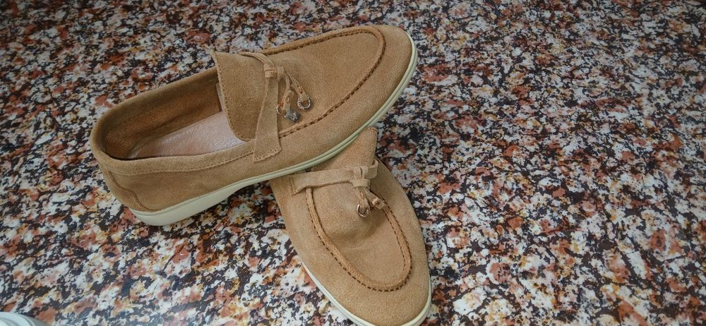 Продам обувь летнию...