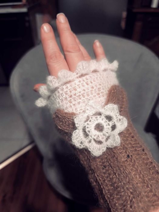 Ръкавици без пръсти, ръкавели