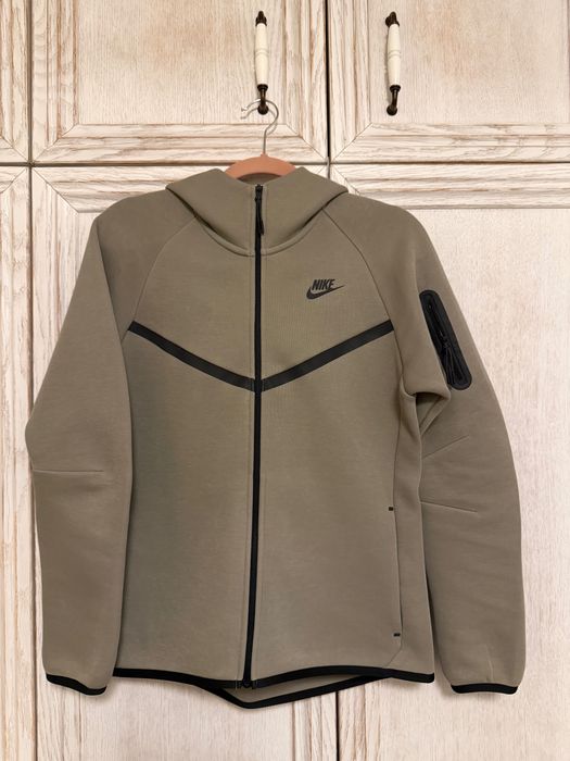 Nike tech горница