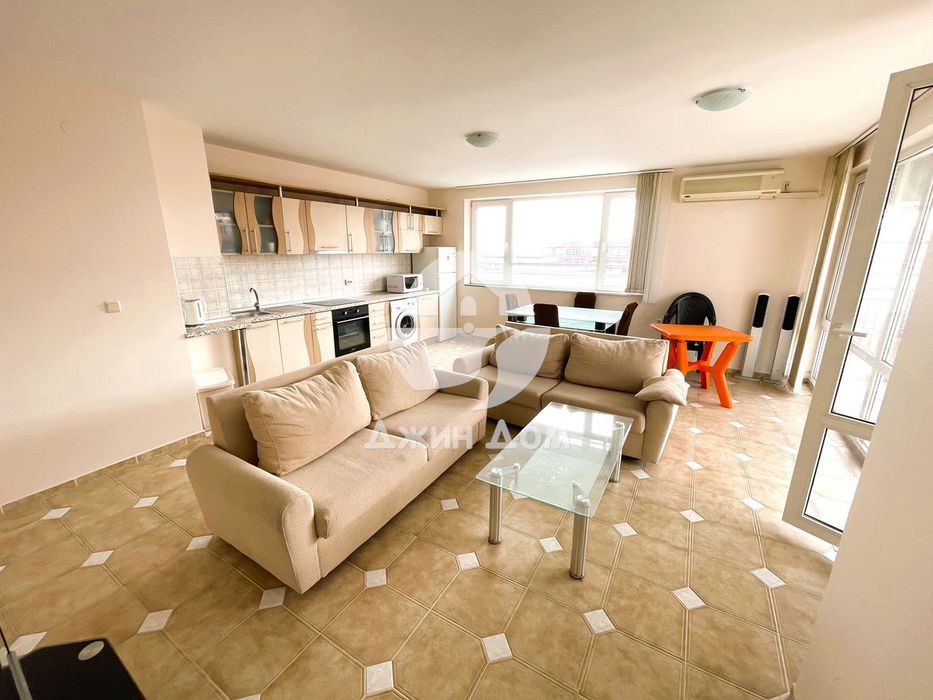 Продава се Тристаен апартамент в к.к. Елените - 115 кв.м за 957 €/кв.м - Снимка #2