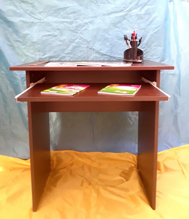 BIROURI Scolare SONOMA cu polita cu glisiere pt tastatura NOI  150 Lei