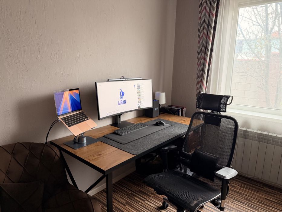 Стол в стиле лофт