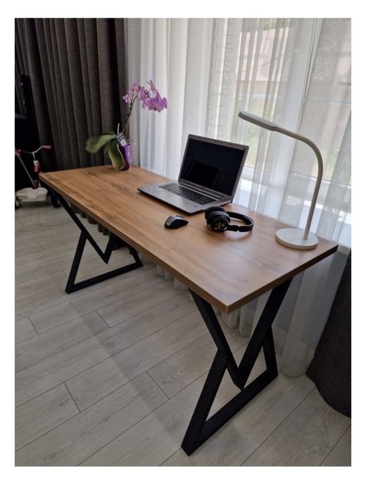 Компьютерные столы в стиле Лофт