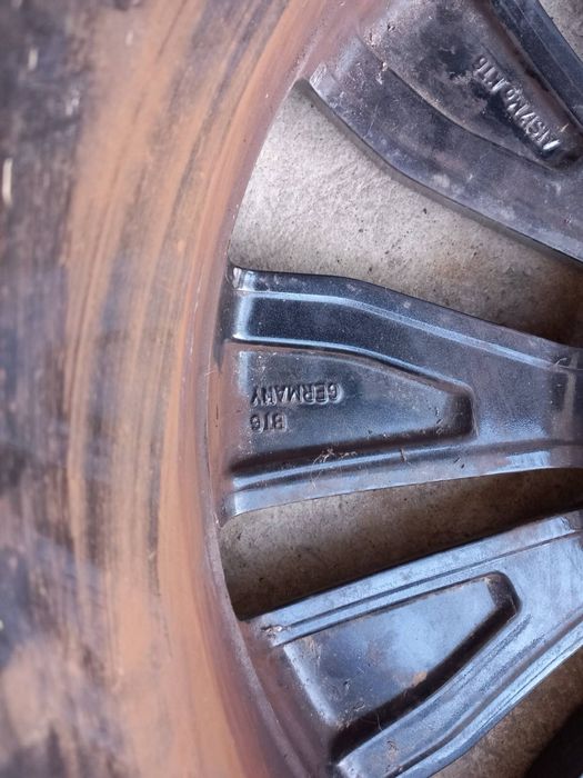 Джанти Nisan Рено 19