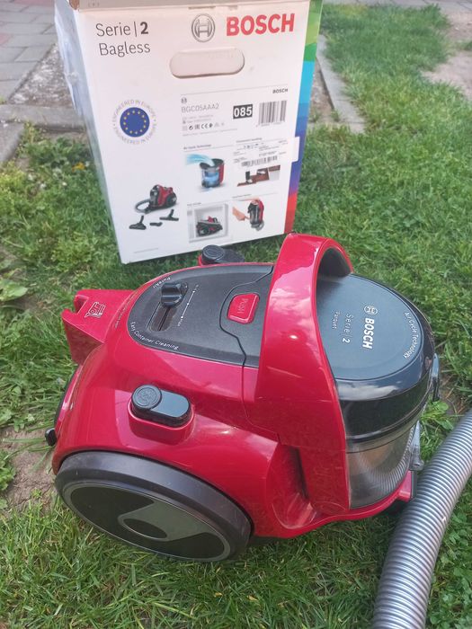 Aspirator Bosch  fara sac