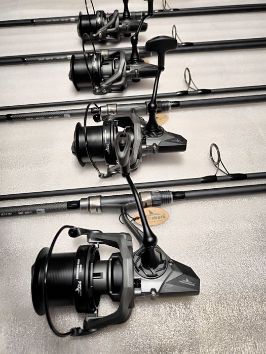 SET 4 Lansete FL EXCIA 3.90m 3.5lbs 2seg +  4 Mulinete Eastshark 10000