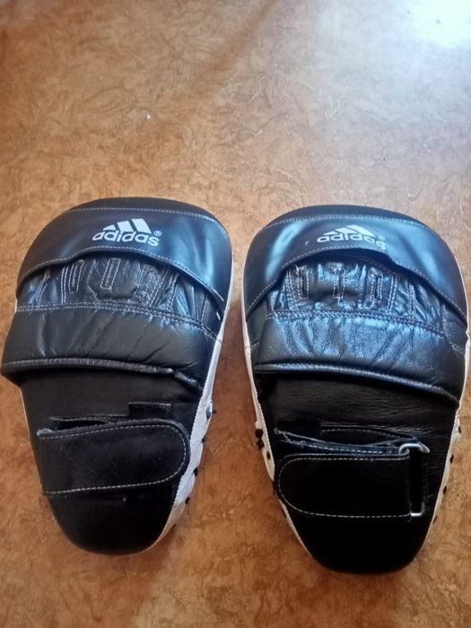 Лапы кожаные проффесианальные