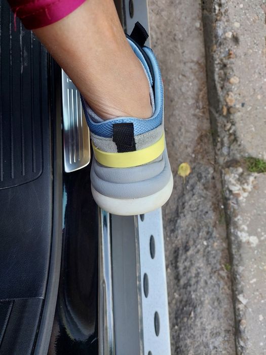 Сини Маратонки  " Зара "