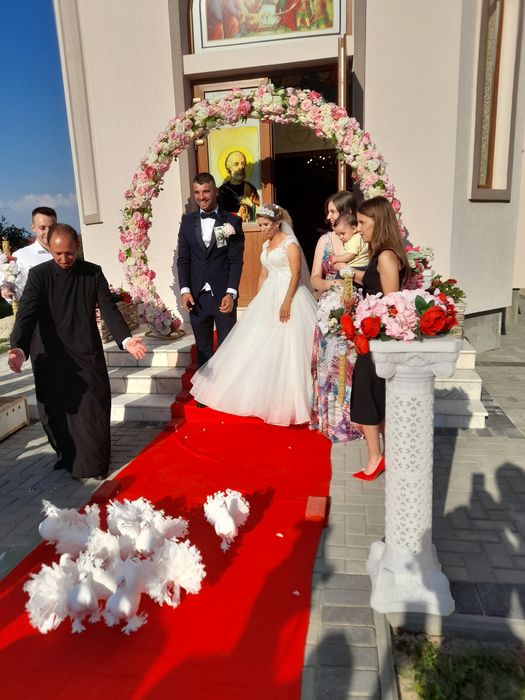 Porumbei albi ptr nunta