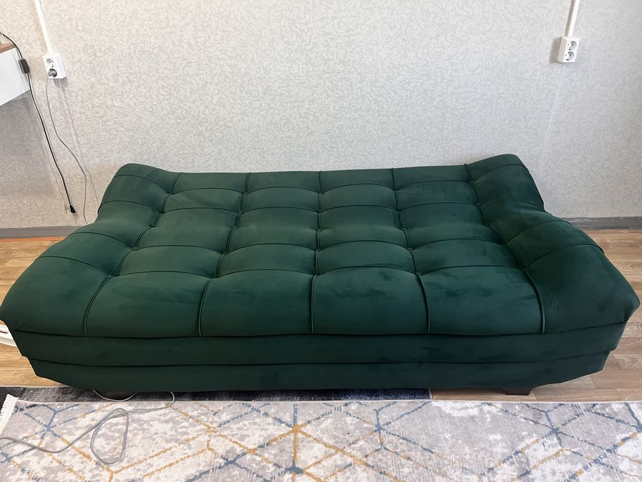 Продается новую тахту.