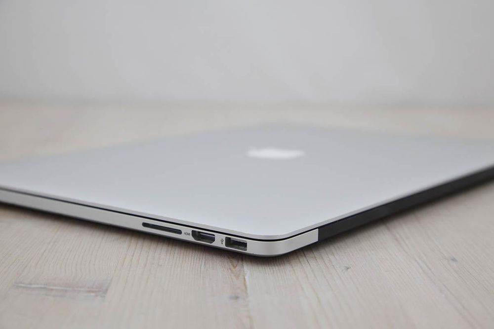 Macbook Pro 2015 8/128