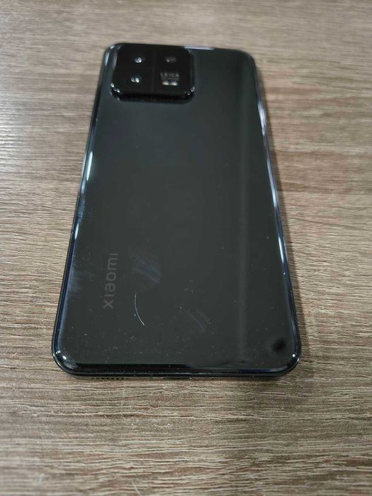 Телефон Xiaomi 13 256gb/8gb