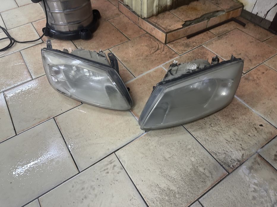 Продам фары гранта пару