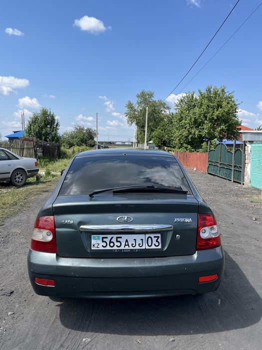 Lada priora 2011г