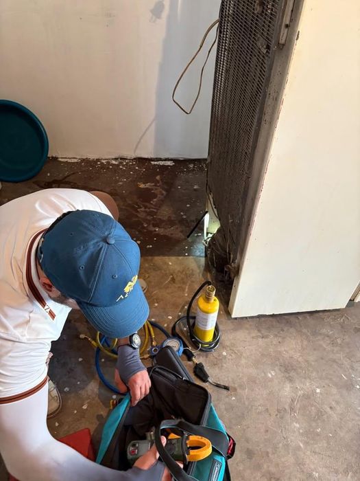 Холодильник морозильник ремонт холодильников морозильников  заправка