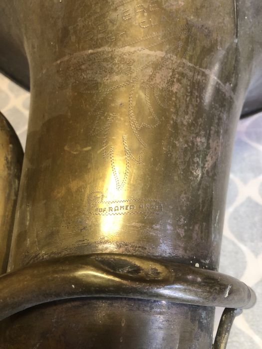 антикварный музыкальный инструмент