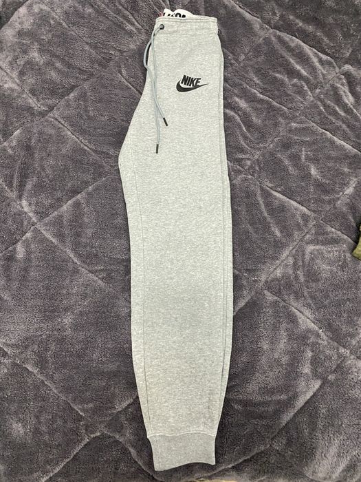 Панталони на Adidas Puma и Nike