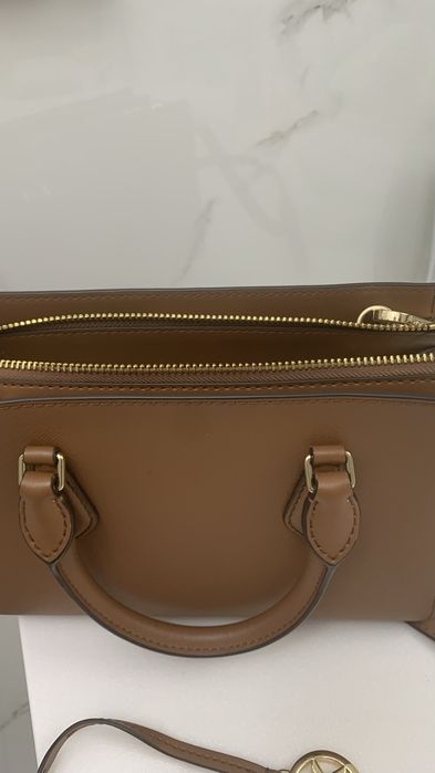 Сумочка кожаная через плечо