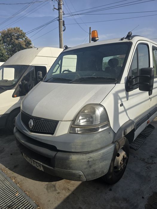 Dezmembrez renault mascott basclabil bena motor 3.0 3000 cutie