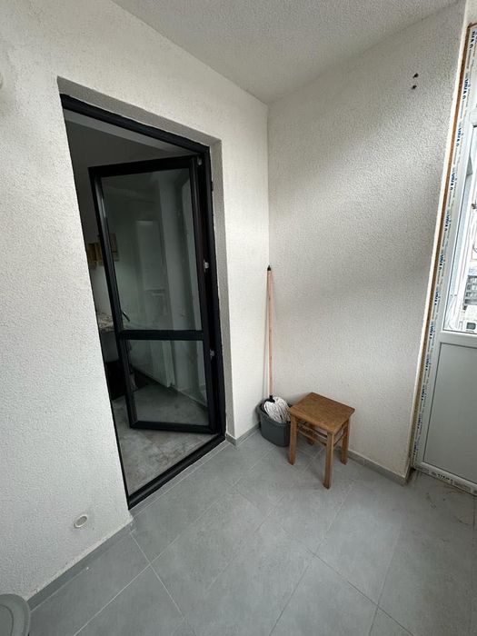 Închiriez apartament 43m