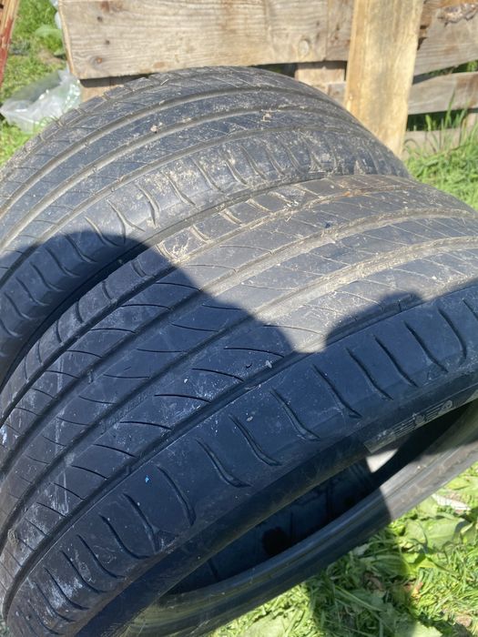 Vand anvelope vară Michelin R16
