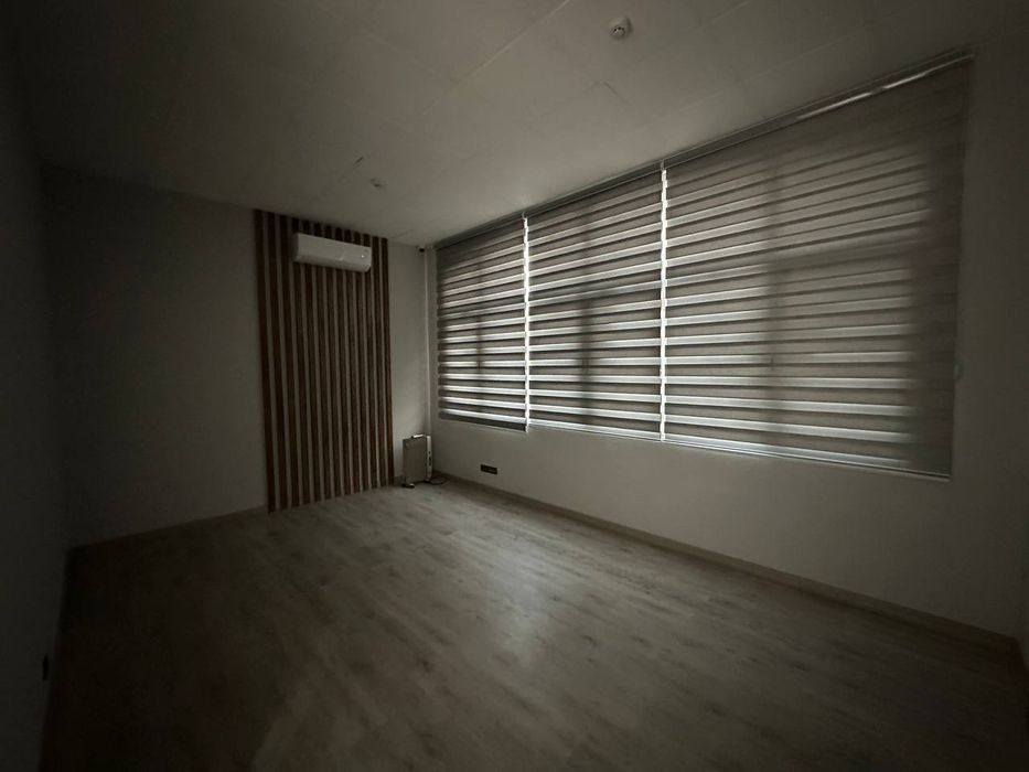 Аренда нежилого помещения. Рынок Мирабад. Площадь: 237 м² комнат 5