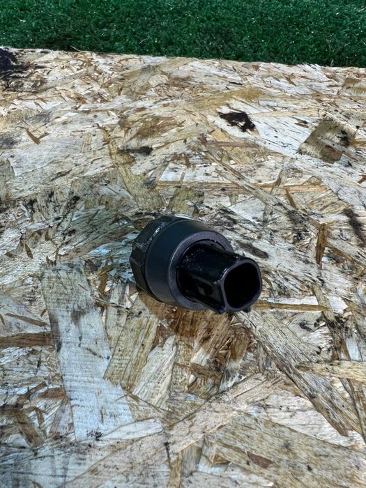 Датчик масляный Ниссан Икстрейл х-трейл алтима qr20 qr25 коленвал  вал