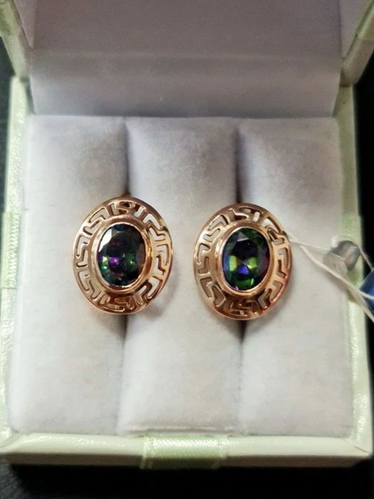 Золотые серьги с мистик топазом