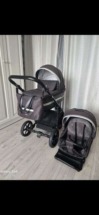 Продам коляску Adamex 2 в 1,