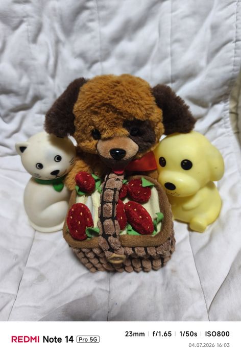Продам игрушки 6 штук