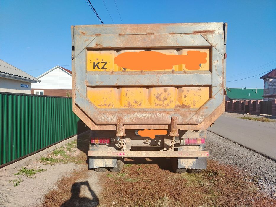 Продам самосвал Шахман