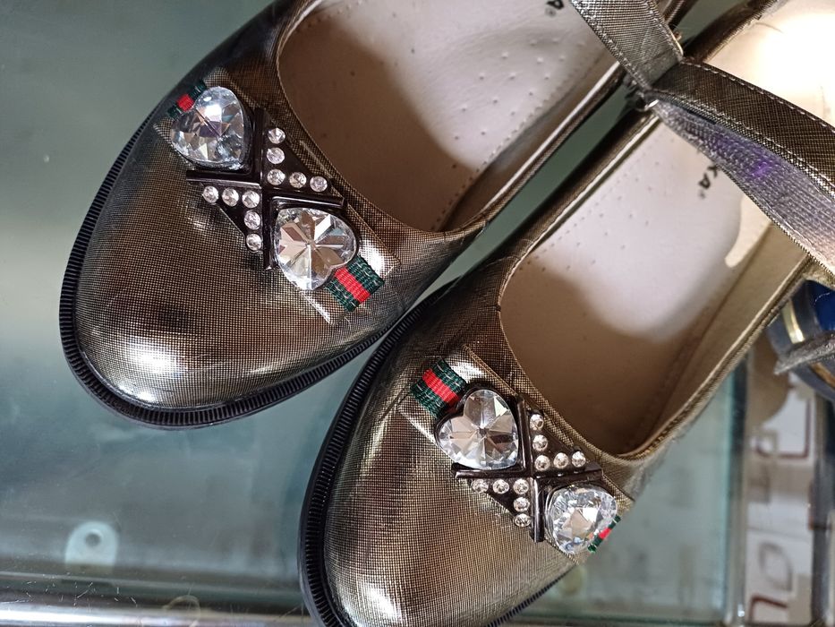 Туфли размер 34-35.