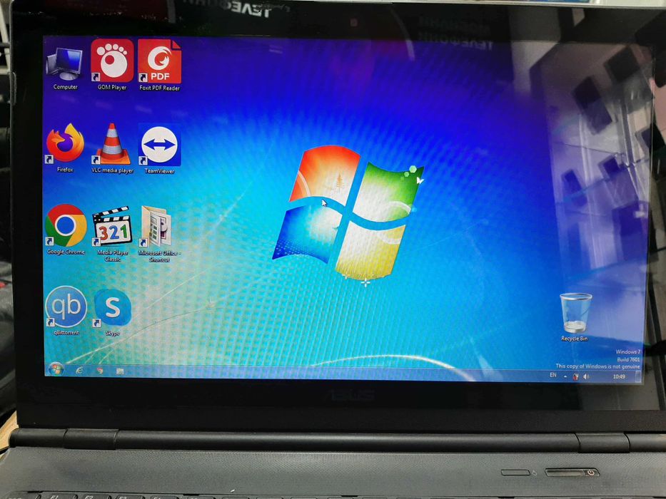 Лаптоп Asus N50v